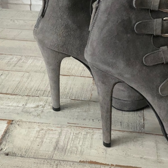 NWOT Stuart Weitzman Stiletto Boots - Picture 4 of 8